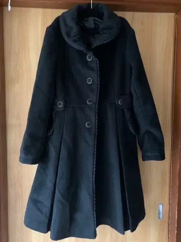 엑시즈팜 롱 코트 블랙