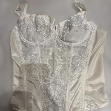 화이트 레이스 브라이덜 이너 롱 거들 몽마리에 마르코 E80