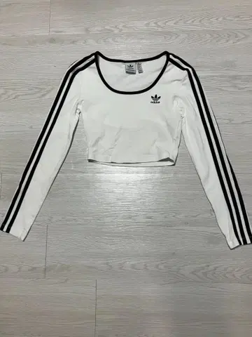 adidas 크롭 기장 헤이세이 갸루 피치T y2k