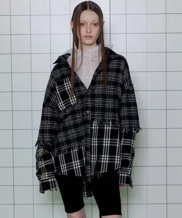 MAISON SPECIAL 체크 오버 셔츠 블랙