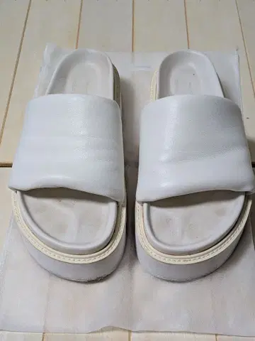 메종 스페셜 샤워 샌들