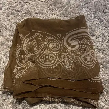 넘버나인 브라운 페이즐리 무늬 스톨