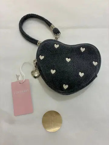 페일라 하트형 파우치 그레이 미사용 새상품