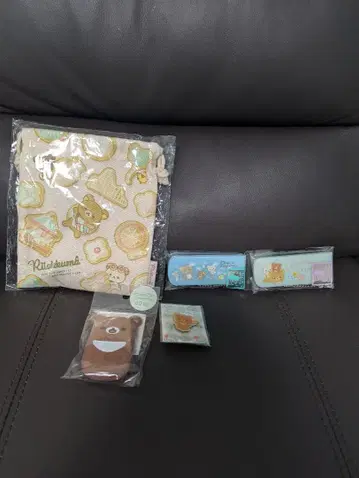 리락쿠마 잡화 세트 복조리 핀 배지