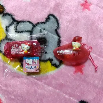 헬로키티 하모니카, 오카리나 핑크