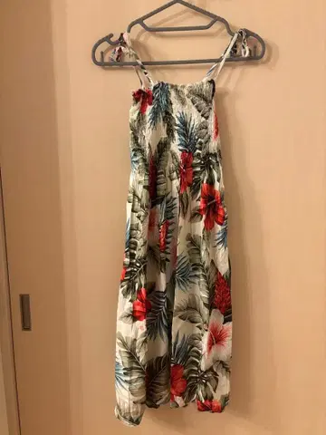 하와이 슬리브리스 원피스