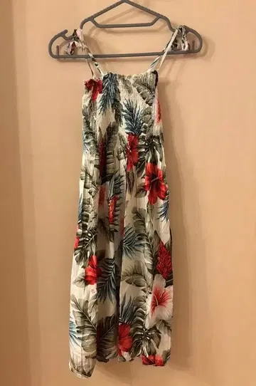 하와이 슬리브리스 원피스