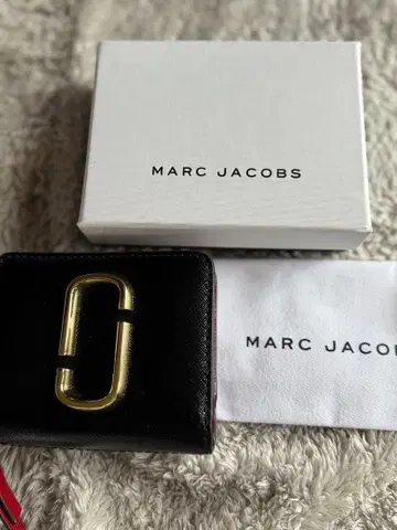 MARC JACOBS 마크제이콥스 블랙 이단 접이식 지갑 부속품 완비