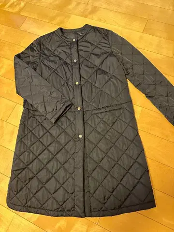 23구 퀼팅 타프타 노카라 코트 38 사이즈