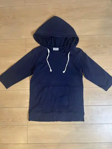 Vintage 70s Velva Sheen Made in USA