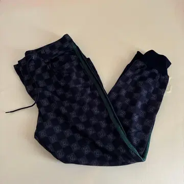 glamb 체크 무늬 조거 팬츠 네이비