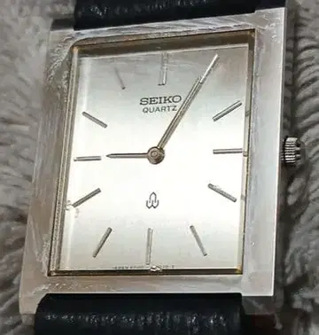 SEIKO 쿼츠 손목시계 실버