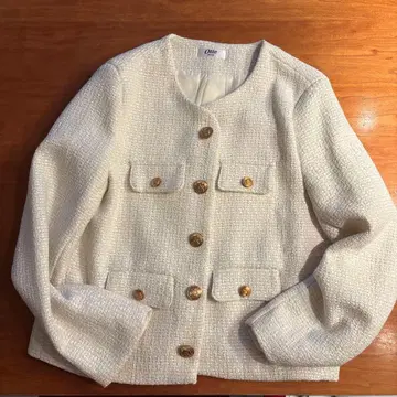 화이트 트위드 자켓 골드 버튼