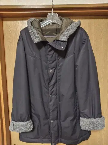 유니클로 후드 부착 보아 코트 M 사이즈 블랙