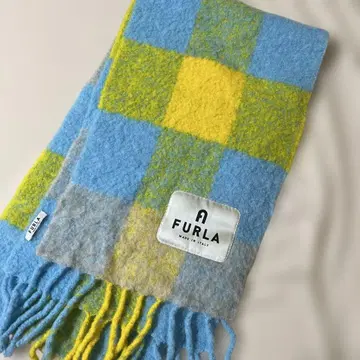 FURLA 머플러 겨울 의류 한정 가격 대폭 할인 귀여운 브랜드 명품