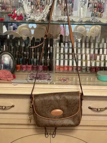 장 블랑 로티 브라운 가죽 숄더백 새상품급