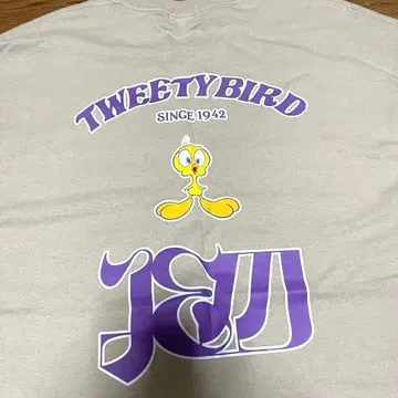 Juemi / 투이티 콜라보 롱T