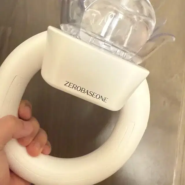 제로베이스원 응원봉 로즈링 제베원 콘서트 팬콘