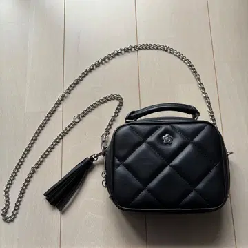 새상품급 MARY QUANT x AZUL 퀼팅 백