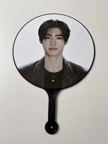 성훈 WALK THE LINE 부채