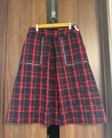 체스티 체크 무늬 A라인 스커트