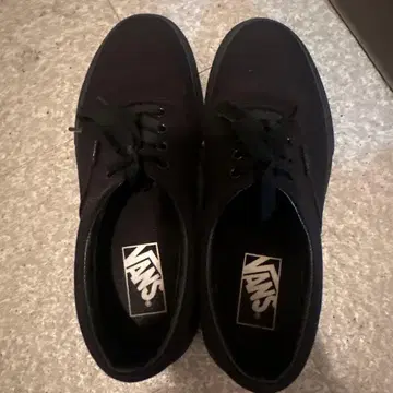 VANS 블랙 스니커즈 로우컷