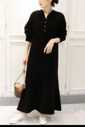 Plage 세미 플레어 니트 원피스