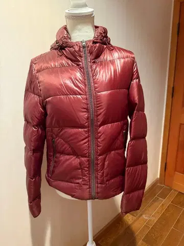 헬로 후드 부착 다운 자켓 버건디 42