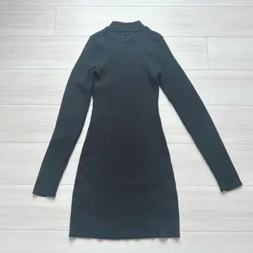 GYDA 제이다 보틀넥 리브 니트 원피스