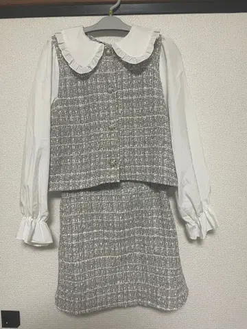 양산형 프릴 옷깃 트위드 스커트 셋업