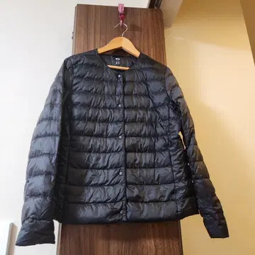 UNIQLO 울트라 라이트 다운 자켓 M 블랙