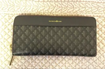PATRICK COX 로고 장지갑