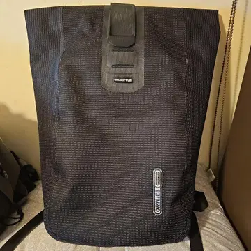 ORTLIEB (오르트립) 베로시티 HV 23L 블랙