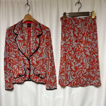 REGINA ROMANTICO 올 패턴 자켓 스커트 셋업 40