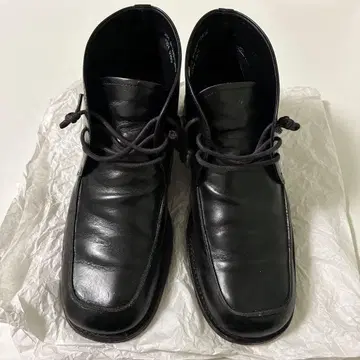 가죽 블랙 레이스업 부츠