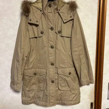 크로커다일 퍼 코트 베이지