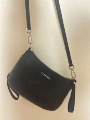 Calvin Klein 숄더백 블랙