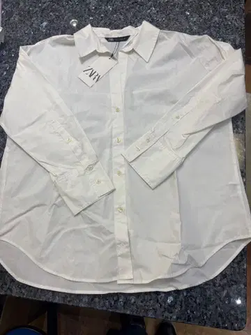 ZARA 화이트 긴팔 코튼 셔츠 M 새상품 7-113
