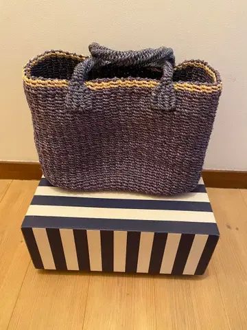 쿠리하라 하루미 네이비 핸들 포함 바스켓백