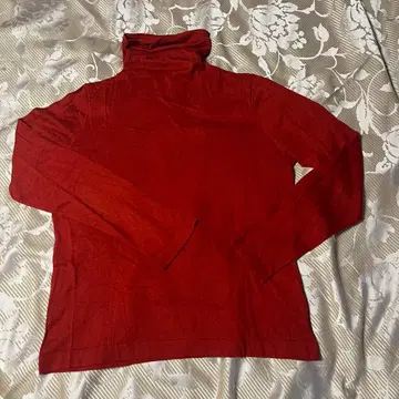 새상품급 도쿄스타일 STYLE ME 실크 캐시미어 터틀 스웨터 M