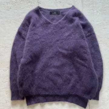 푹신푹신 고급 라쿤 소재 V넥 니트 프리 사이즈 퍼플 루즈핏