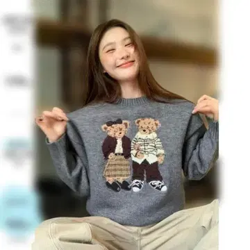 곰 자수 긴팔 니트 스웨터 그레이