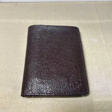 IL BISONTE 브라운 가죽 패스 케이스