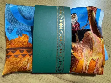 사우디아라비아 파빌리온 실크 스카프