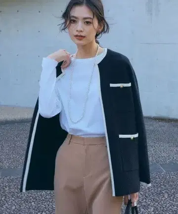 23구 미니부클 니트 자켓