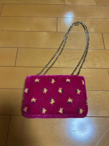 자수 벨벳 숄더백