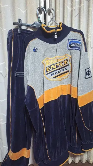 [ 레어 ] ENYCE 벨로아 셋업 레이싱 00s Y2K 스트릿