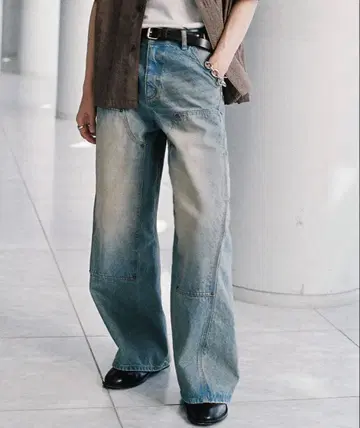 DOUBLE KNEE CURVED SEEM BAGGY DENIM