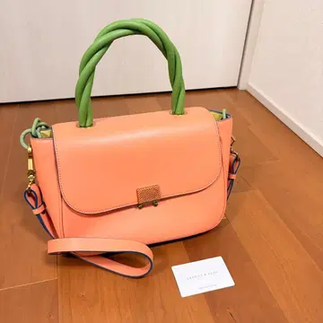 [묶음 구매 시 더욱 저렴하게!] 찰스 앤 키스 핑크 핸드백 합성 피혁