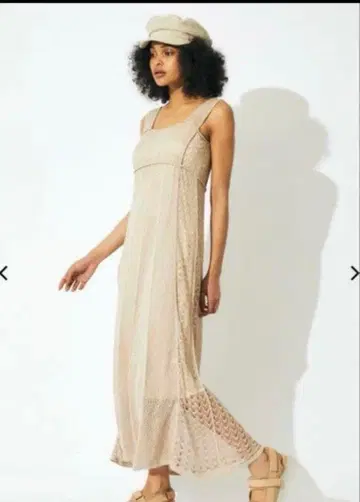 MOUSSY 레이스 모티프 니트 드레스 베이지